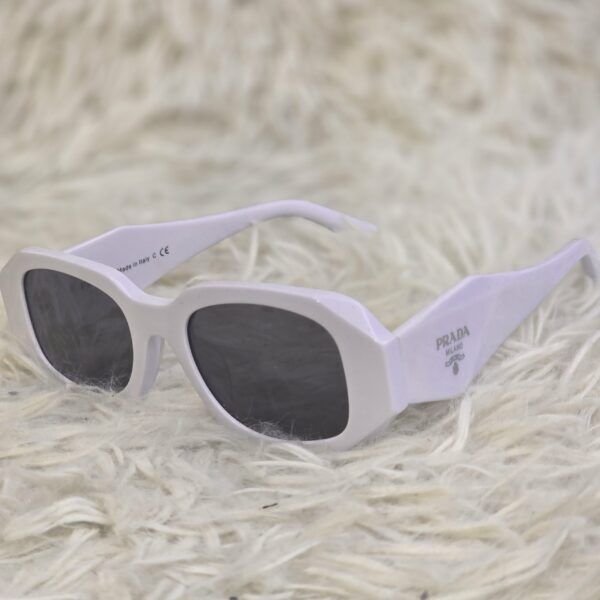 Symbole Rectangle Frame Sunglasses – White
