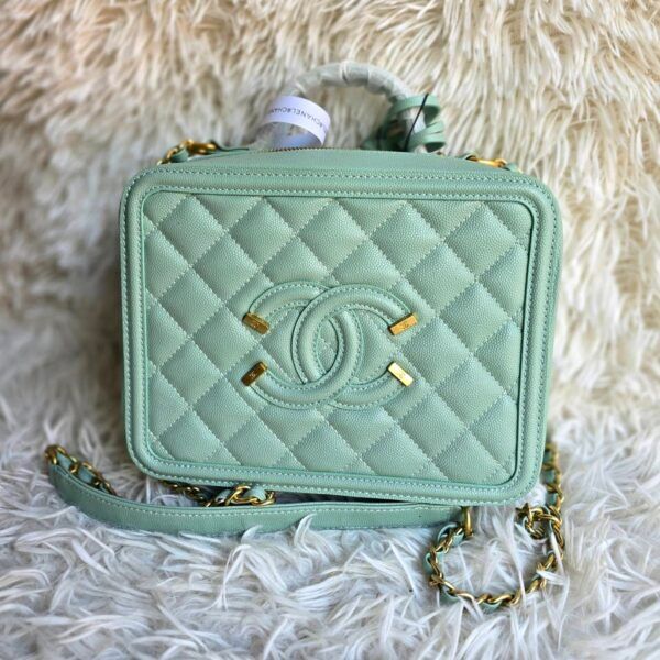Caviar Quilted Medium CC Filigree Vanity Case Light Blue